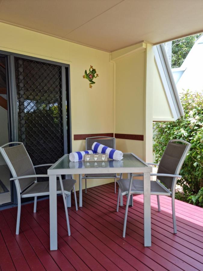 Canopy 5 Chalet Nelly Bay Exterior foto